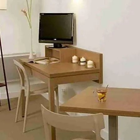 Apartahotel Appart'city Classic 3*